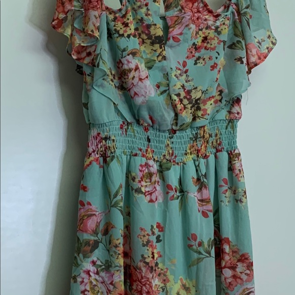 ENTRO FLORAL PRINT DRESS SIZE MEDIUM - Picture 6 of 8